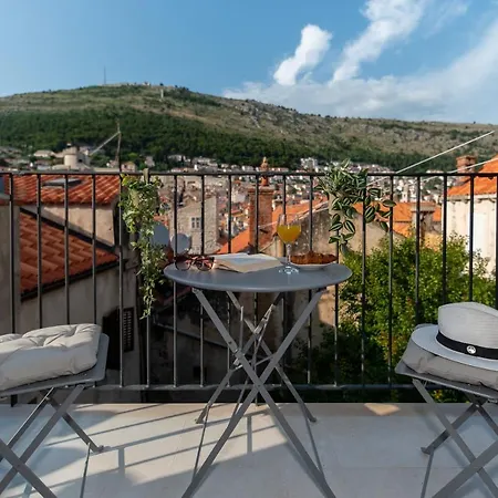 Shee-lu Dubrovnik